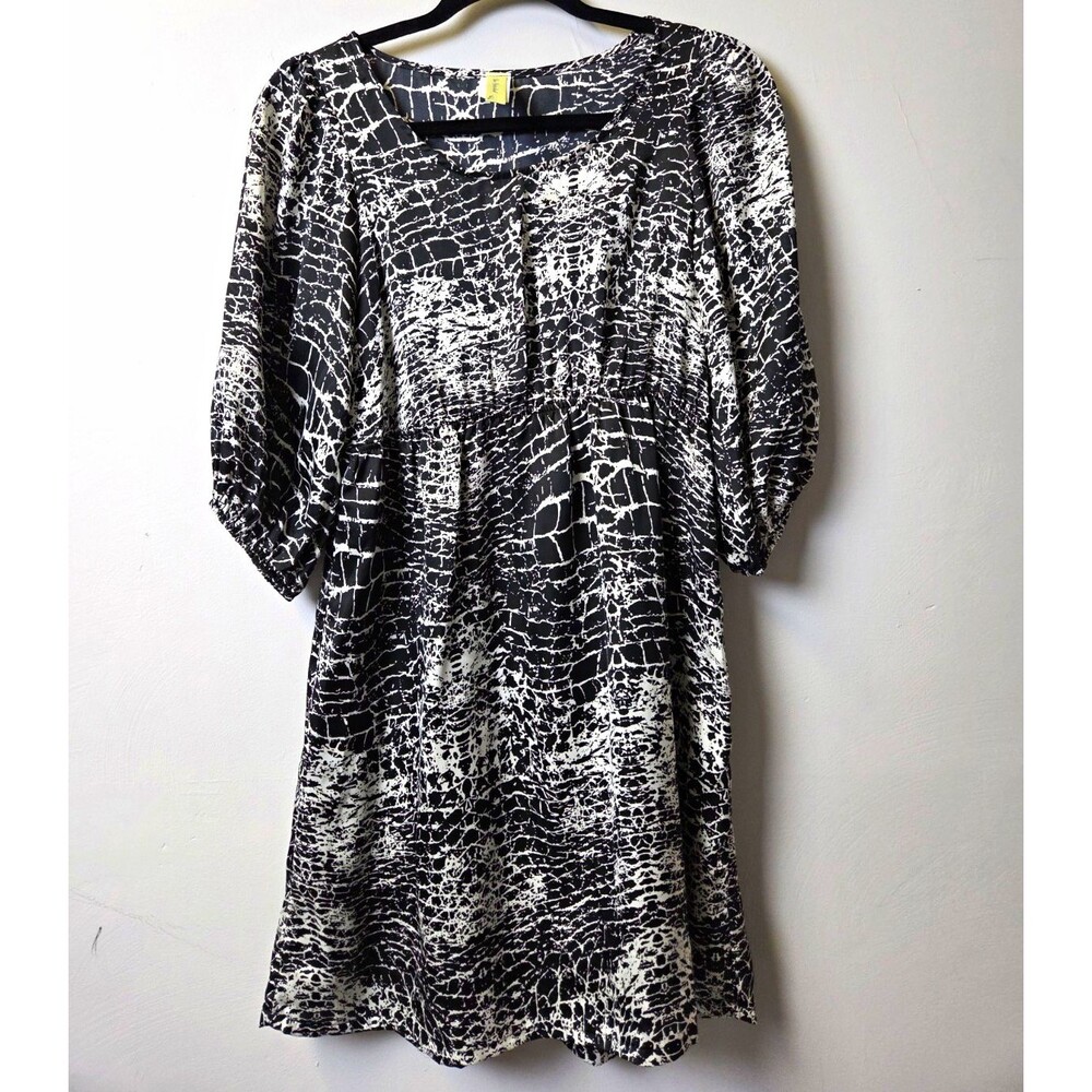 BeeStitched Women's S Animal Print Smocked Shift Dress Black White 3/4 Puff
